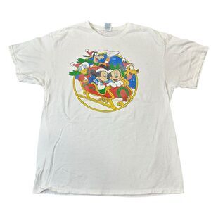 Vintage Disney Tee Mickey & Friends Adult Large Holiday Sled Ride T-Shirt Rare